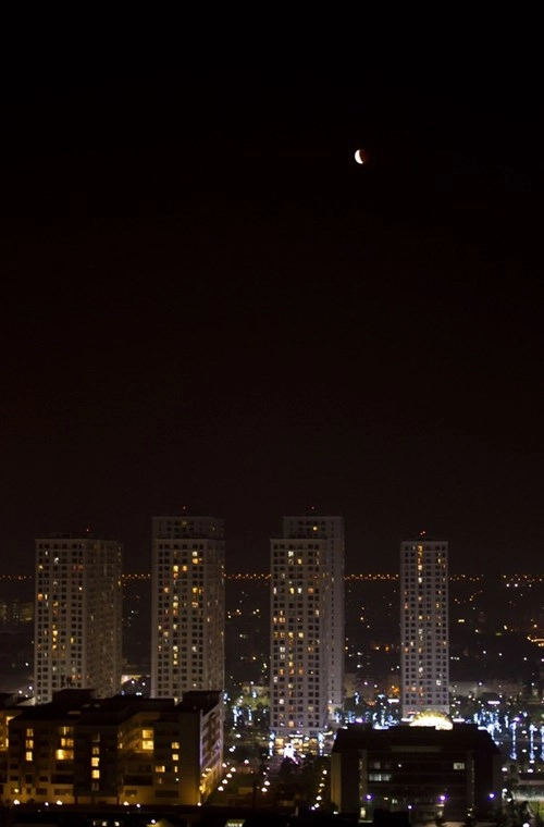 Ngắm trọn vẹn hình ảnh mặt trăng máu trên bầu trời việt nam - 24