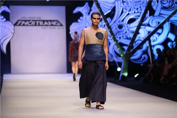 Nguyễn tiến truyển đạt ngôi quán quân project runway vietnam 2015 - 9