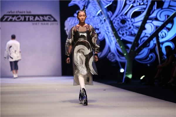 Nguyễn tiến truyển đạt ngôi quán quân project runway vietnam 2015 - 16