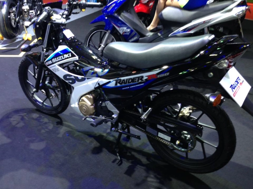 Những chiếc suzuki raider r150 tại gian hàng suzuki - 5