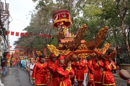 Những lễ hội truyền thống nổi tiếng ở miền bắc trong mùa xuân - 3