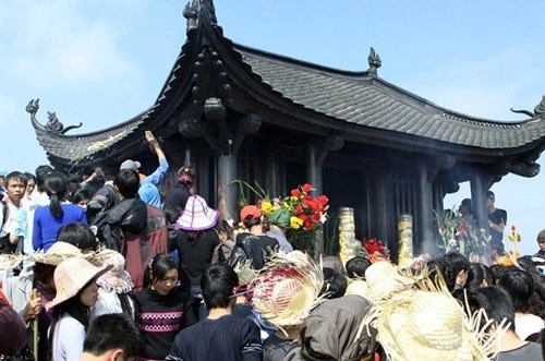 Những lễ hội truyền thống nổi tiếng ở miền bắc trong mùa xuân - 9
