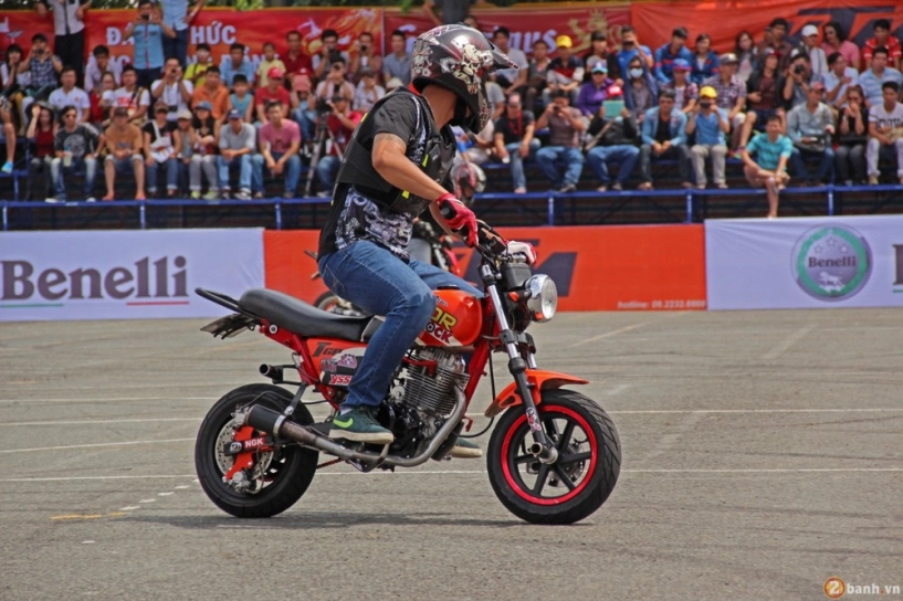 Nhưng pha trinh diên đep măt tai viêt nam motor festival 2014 - 1