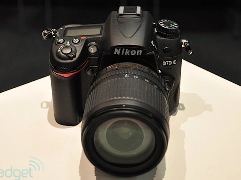 Nikon d7000 từ mọi góc - 10