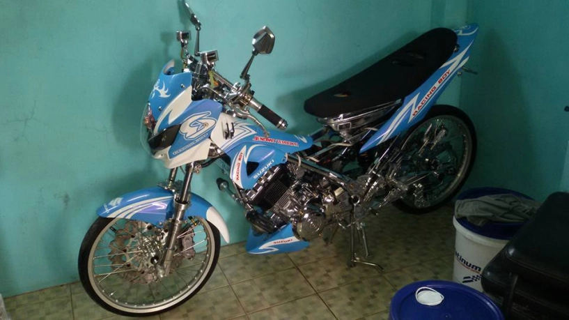 Raider 150 phiên bản mạ crom chói lóa - 6