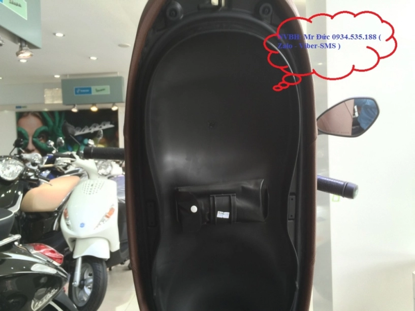 Review piaggio medley abs thực tế tại showroom piaggio - 14