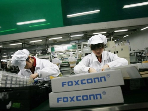 Robot đang thay thế con người ở foxconn như thế nào - 2