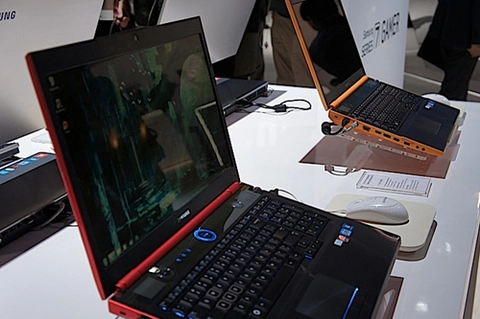 Samsung ra laptop series 5 và 7 gamer - 2