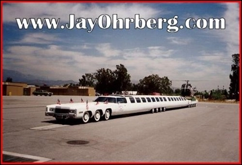 siêu xe limousine dài 30 mét giá hơn 90 tỷ đồng - 7