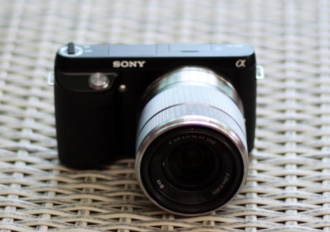 Sony nex f3 xuất hiện tại tp hcm - 1