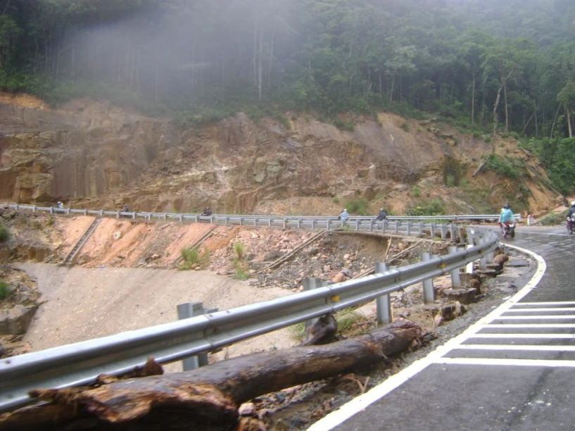 Tour sài gòn nha trang đà lạt chinh phục đèo omega - 9