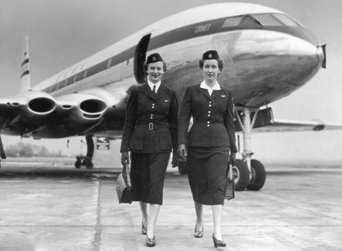 Trang phục của nữ tiếp viên hàng không thay đổi như thế nào - 3