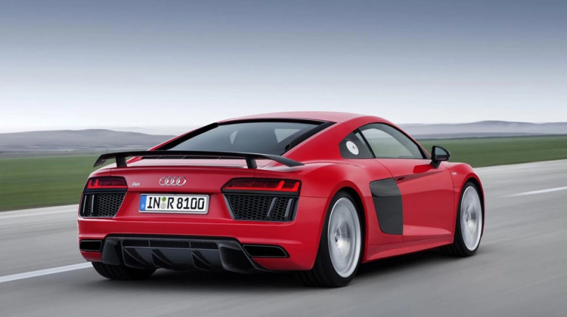 vén màn thế hệ thứ 2 của siêu xe audi r8 2015 - 2