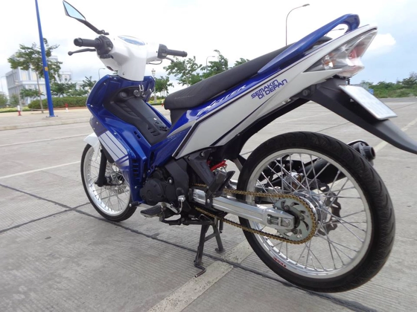 Yamaha exciter 135cc độ với những đường nét nhẹ nhàng trong từng góc cạnh - 4