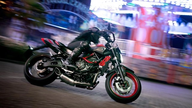 Yamaha mt-07 chiếc nakedbike giá rẻ ra mắt phiên bản stunt mới - 3