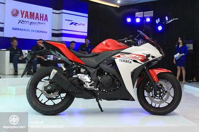 Yamaha r25 chỉ 10 tiếng hơn 2000 người đặt mua - 2