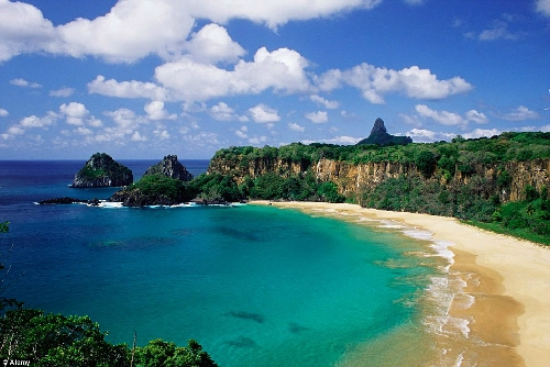 10 bãi biển đẹp tựa thiên đường trên thế giới - 1