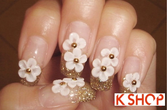 10 mẫu nail móng tay kim tuyến đẹp 2016 cho cô nàng sang trọng ấn tượng nhất - 10