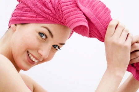 3 cách làm giảm bớt màu tóc nhuộm đơn giản hiệu quả - 3