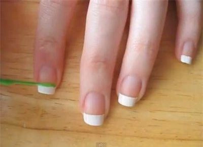 9 gam màu nail móng tay đẹp hot nhất mọi thời đại cuốn hút cô nàng 2016 - 2