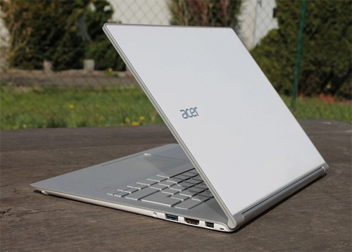 Acer aspire s7 lọt top đầu tech awards 2015 liên tiếp 4 tuần - 1