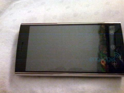 Ảnh smartphone sấm sét của dell - 1