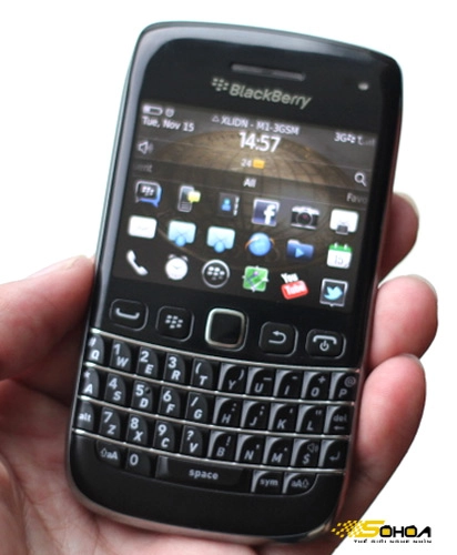 Ảnh thực tế blackberry bold 9790 - 1