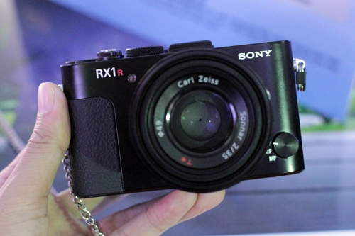 Ảnh thực tế sony rx1r và a3000 - 1