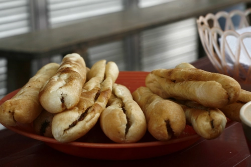 Bánh mì que cay cay đất hải phòng - 1