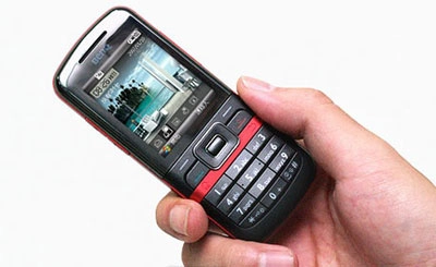 Benq e72 chưa xứng tầm smartphone - 1