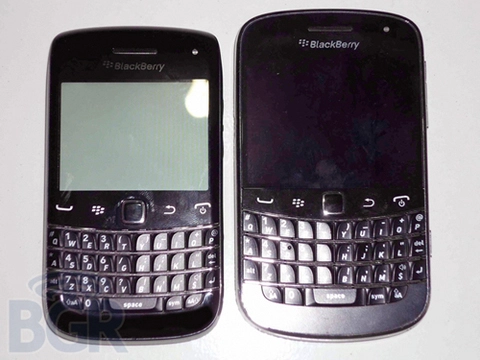 Blackberry 9790 nhỏ hơn rẻ hơn bold 9900 - 1