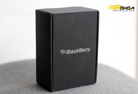 Blackberry curve mỏng nhất về vn - 1