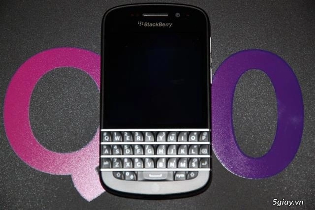 Blackberry q10 giảm giá bán sốc còn dưới 5 triệu đồng - 1