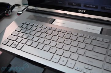 Bộ đôi laptop giải trí cao cấp của acer - 3