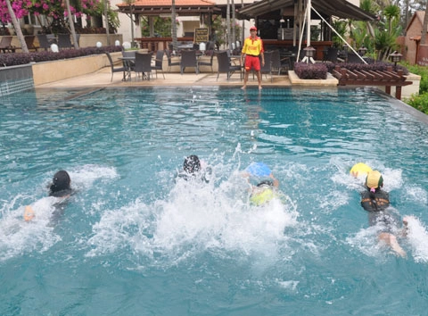 Các hoạt động dưới nước cho trẻ vào hè - 2