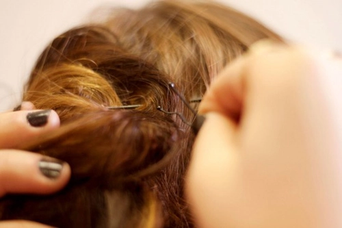 Cách tết tóc búi đẹp đơn giản tại nhà cho bạn gái 2016 - 14