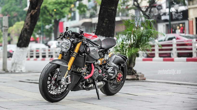 Cận cảnh ducati 1199 panigale s độ cafe racer độc đáo tại hà nội - 1