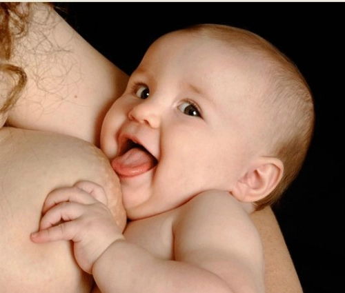Chế độ ăn của mẹ có thể làm giảm độ nam tính của trẻ trai - 1