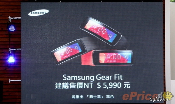 Đã có giá bán samsung galaxy gear 2 gear fit không quá đắt - 2