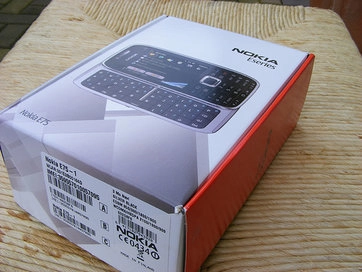 đập hộp nokia e75 - 3