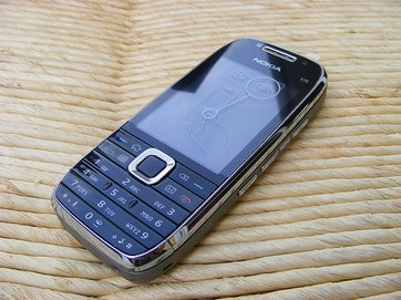 đập hộp nokia e75 - 7