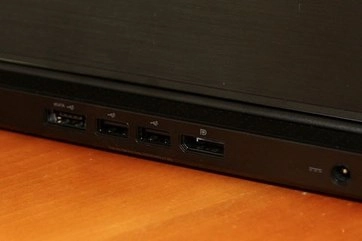 Dell adamo tại việt nam giá 3199 usd - 4