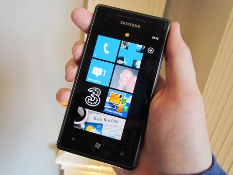 Di động windows phone 7 thành cục gạch khi nâng cấp - 1