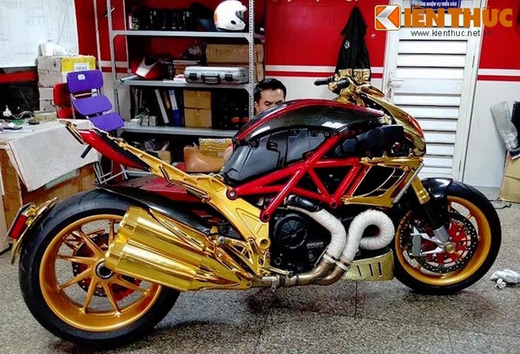 Ducati diavel mạ vàng 24k kịch độc tại hà nội - 1