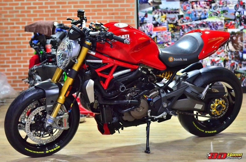 Ducati monster 1200s độ siêu ngầu với dàn đồ chơi đầy hàng hiệu - 1