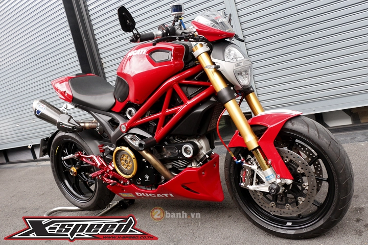 Ducati monster 796 độ tinh tế trong từng món đồ chơi hàng hiệu - 1