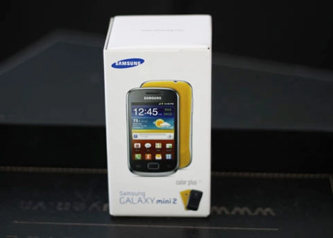 Galaxy mini 2 về vn với giá 48 triệu - 1