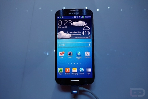 Galaxy s4 bản khóa mạng ở mỹ giá 99 usd - 1