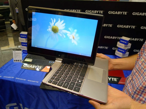 Gigabyte ra loạt laptop chạy windows 8 - 1