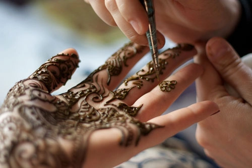 Henna những hình xăm truyền thống giàu nghệ thuật - 1